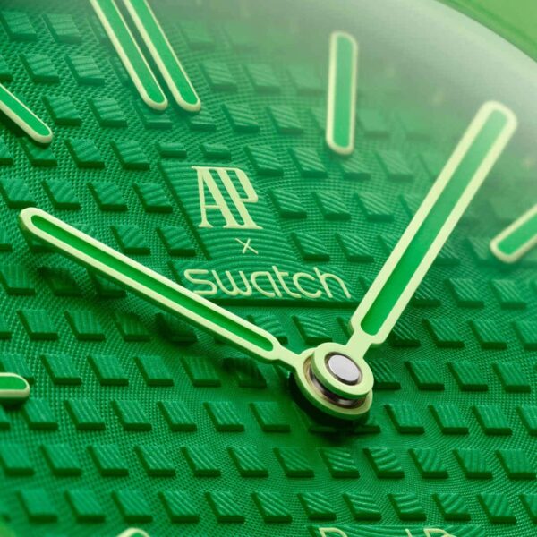 Royal Pop Green Eight lifestyle image 5